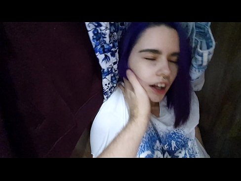 ❤️ Nire ahizpa armairuan aurkitu eta lagundu zion esperma ☑ Porno fb %eu.xxxhdporn.ruan